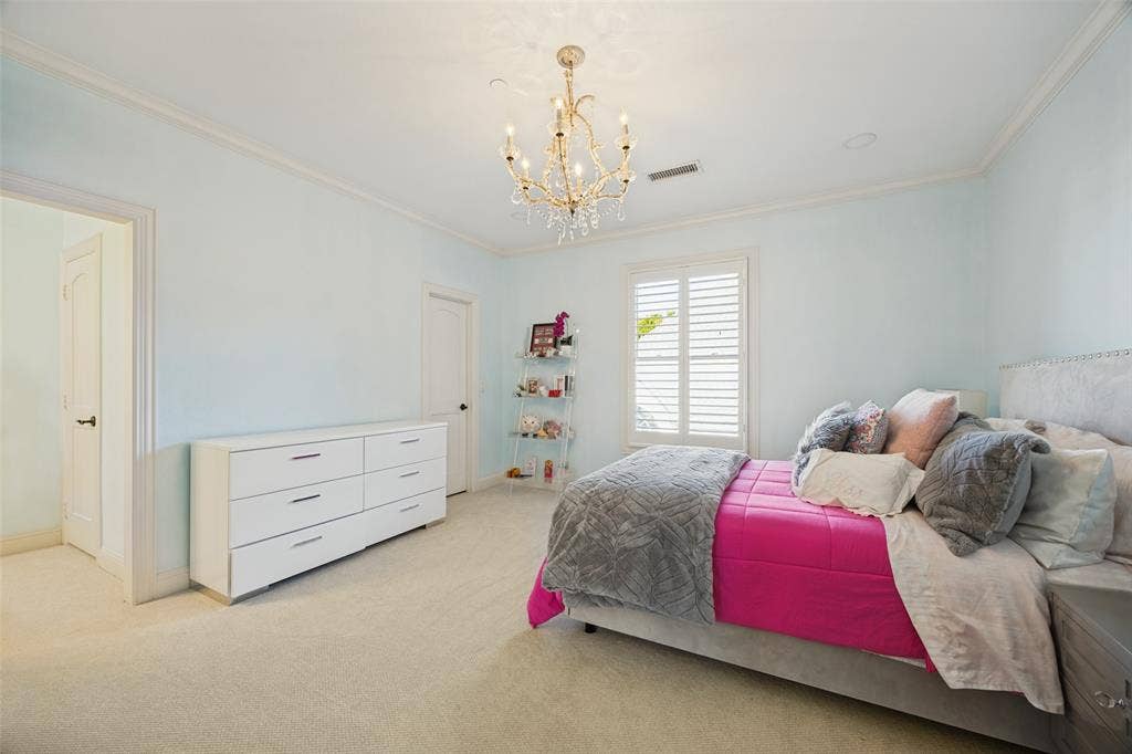 6523 Brookshire Drive, Dallas, TX 75230 6523 Brookshire Drive, Dallas, TX 75230