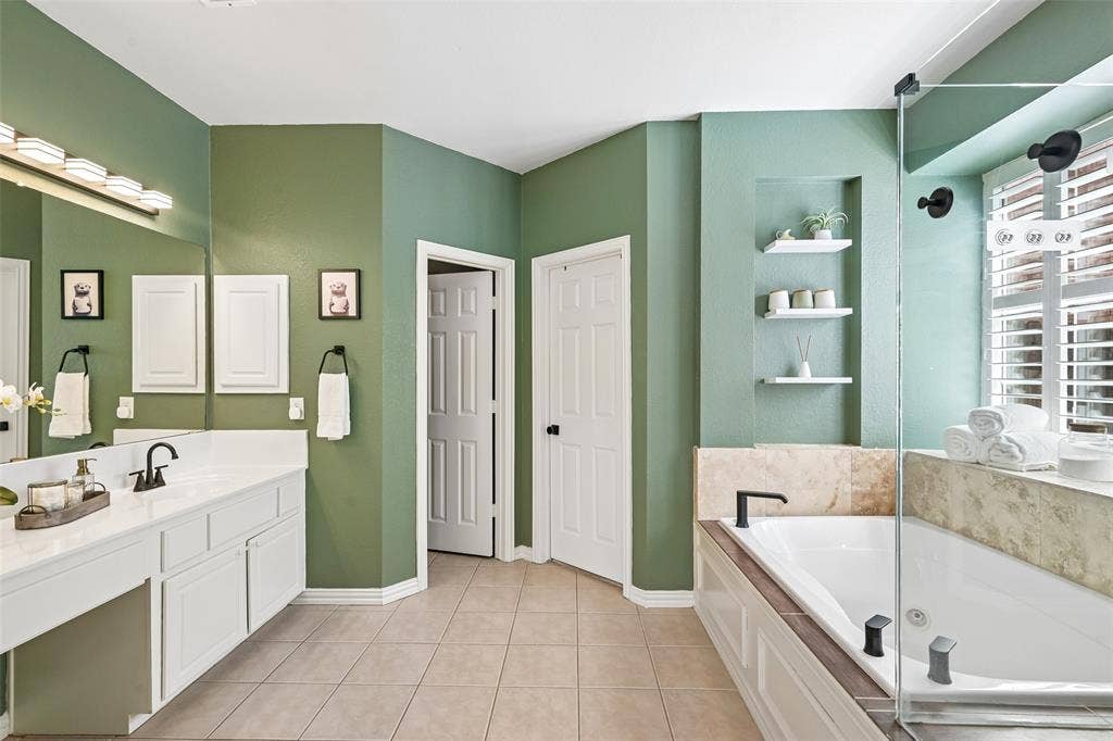 520 Ironwood Drive, Keller, TX 76248