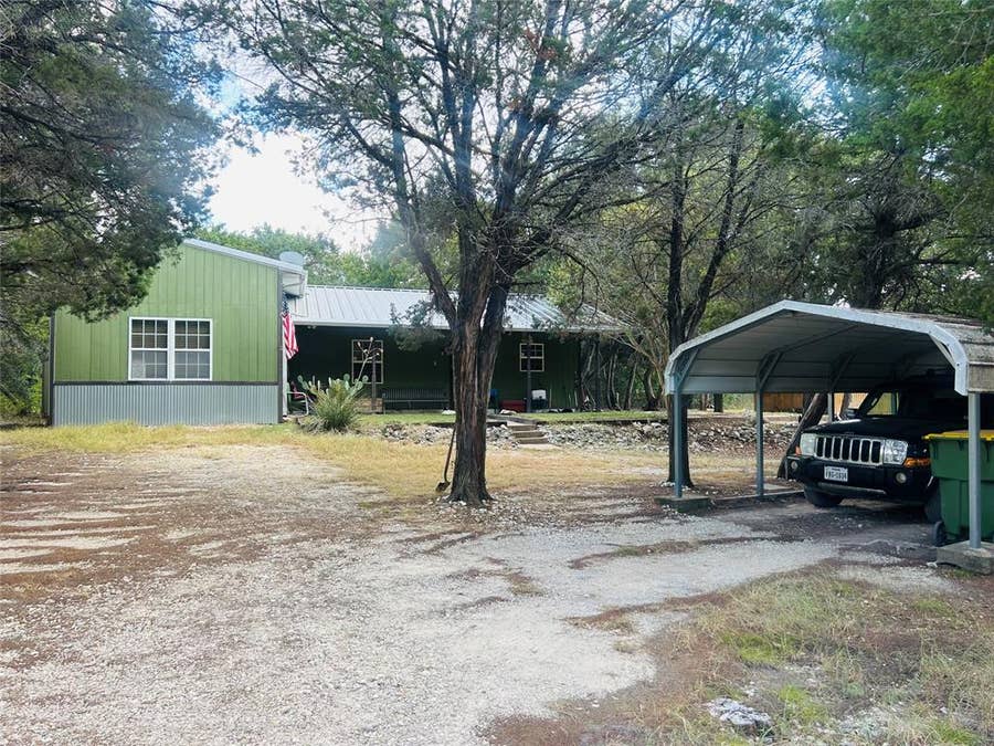 Property photo for 186 Jennifer Loop, Whitney, TX