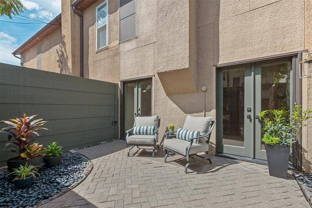 3818 N Hall Street, #128, Dallas, TX 75219 Privacy patio off living room- great space for entertaining or morning coffee