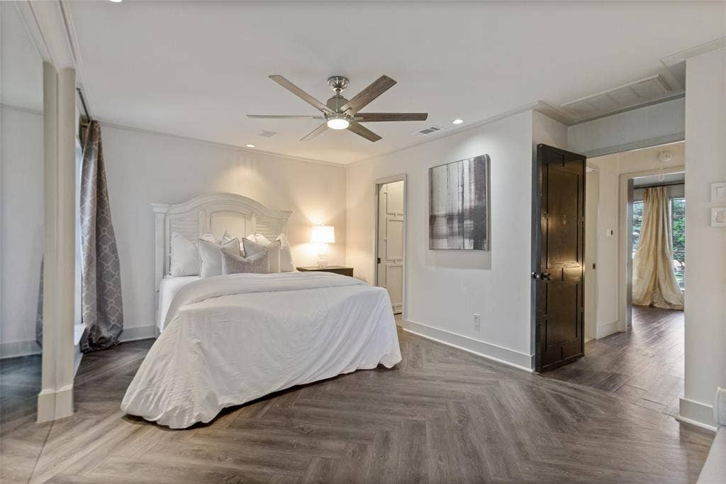 3818 N Hall Street, #128, Dallas, TX 75219 Primary bedroom