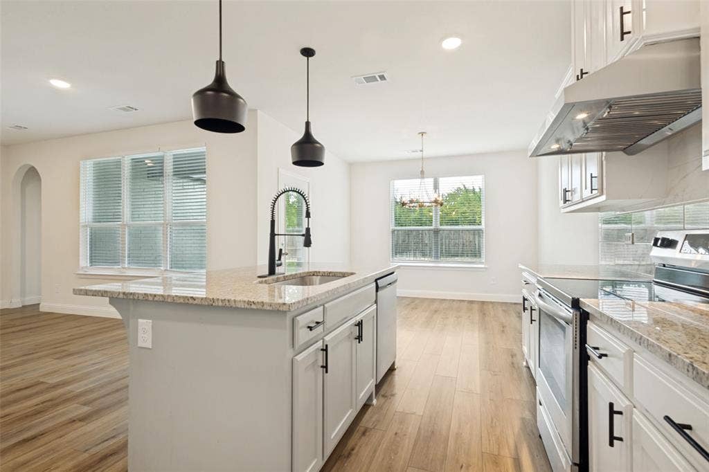 2405 Donella Drive, Denton, TX 76207