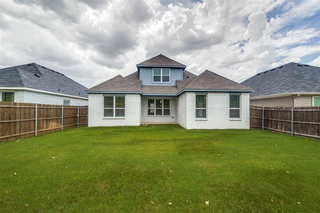 2405 Donella Drive, Denton, TX 76207