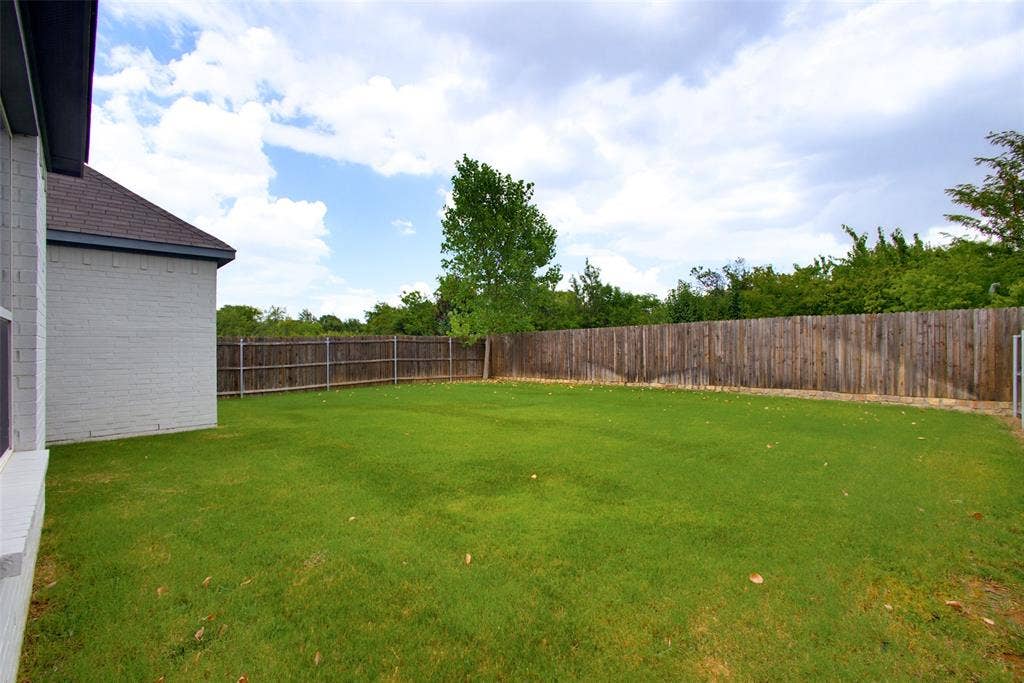 2405 Donella Drive, Denton, TX 76207