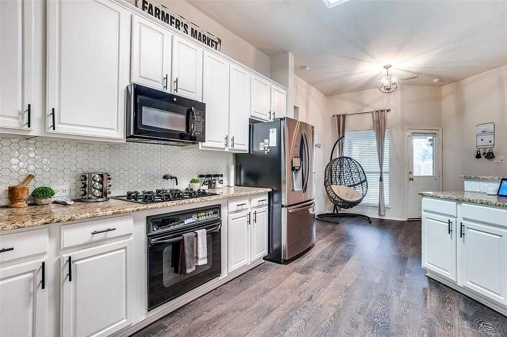 11348 Lockshire Drive, Frisco, TX 75035 11348 Lockshire Drive, Frisco, TX 75035