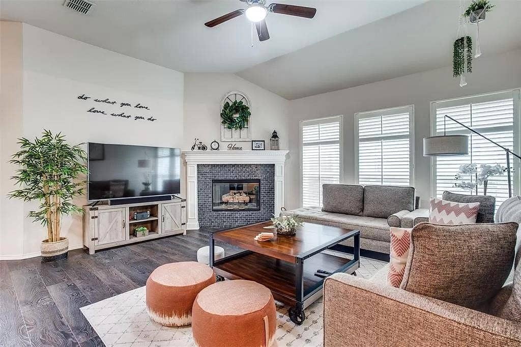 11348 Lockshire Drive, Frisco, TX 75035 11348 Lockshire Drive, Frisco, TX 75035