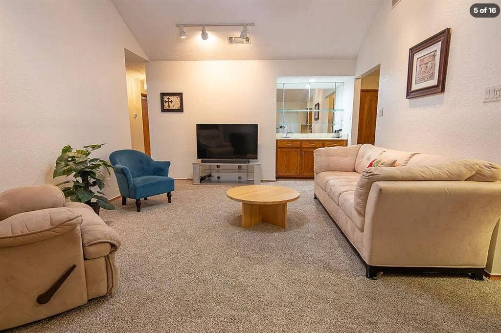 3622 Swafford Street, Arlington, TX 76015 3622 Swafford Street, Arlington, TX 76015