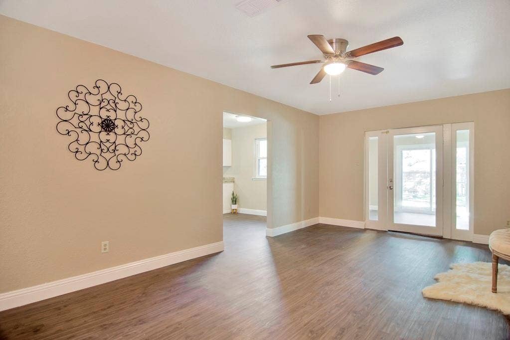 6904 Yorkston Street, Watauga, TX 76148 6904 Yorkston Street, Watauga, TX 76148