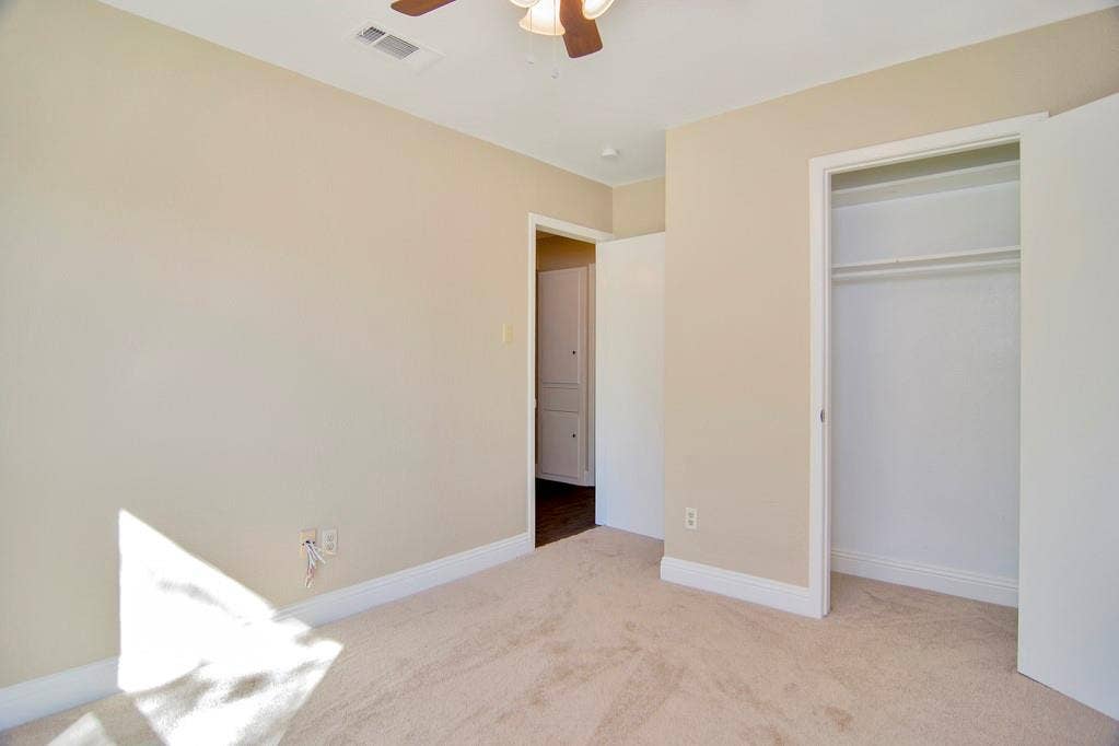 6904 Yorkston Street, Watauga, TX 76148 6904 Yorkston Street, Watauga, TX 76148