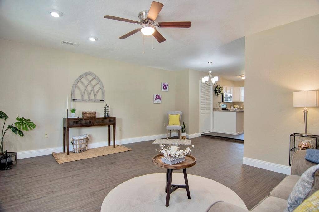 6904 Yorkston Street, Watauga, TX 76148 6904 Yorkston Street, Watauga, TX 76148