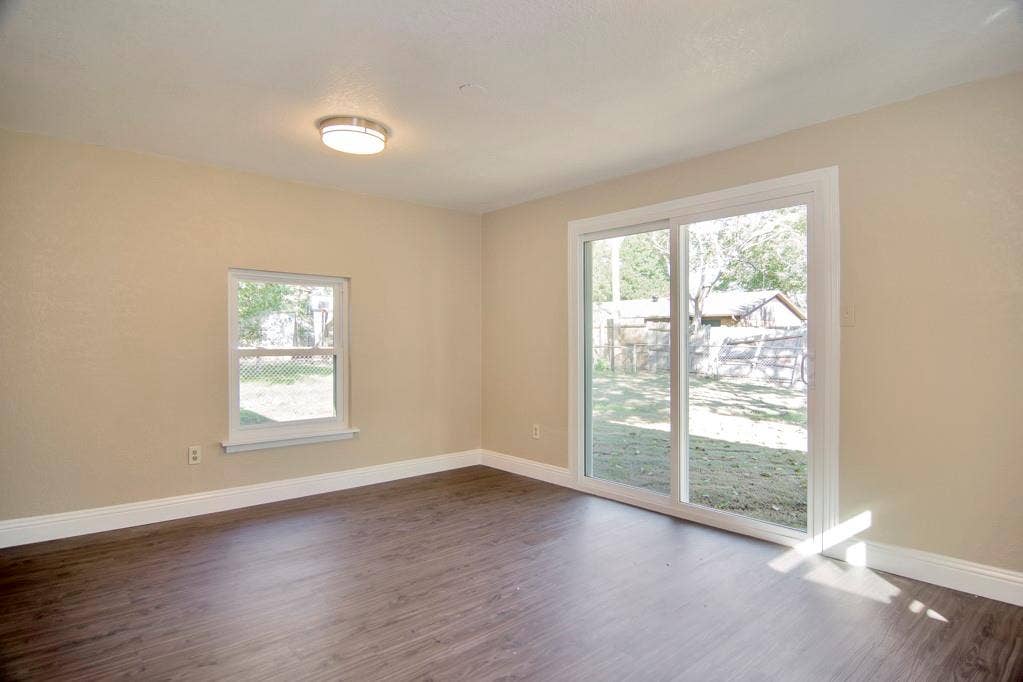 6904 Yorkston Street, Watauga, TX 76148 6904 Yorkston Street, Watauga, TX 76148