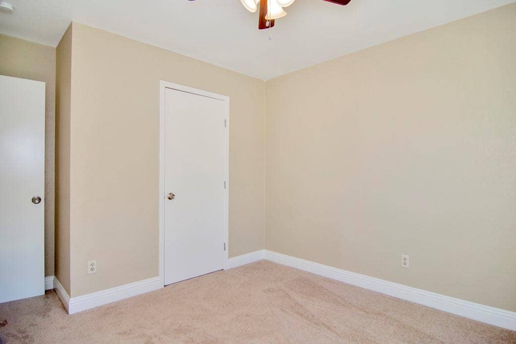 6904 Yorkston Street, Watauga, TX 76148 6904 Yorkston Street, Watauga, TX 76148