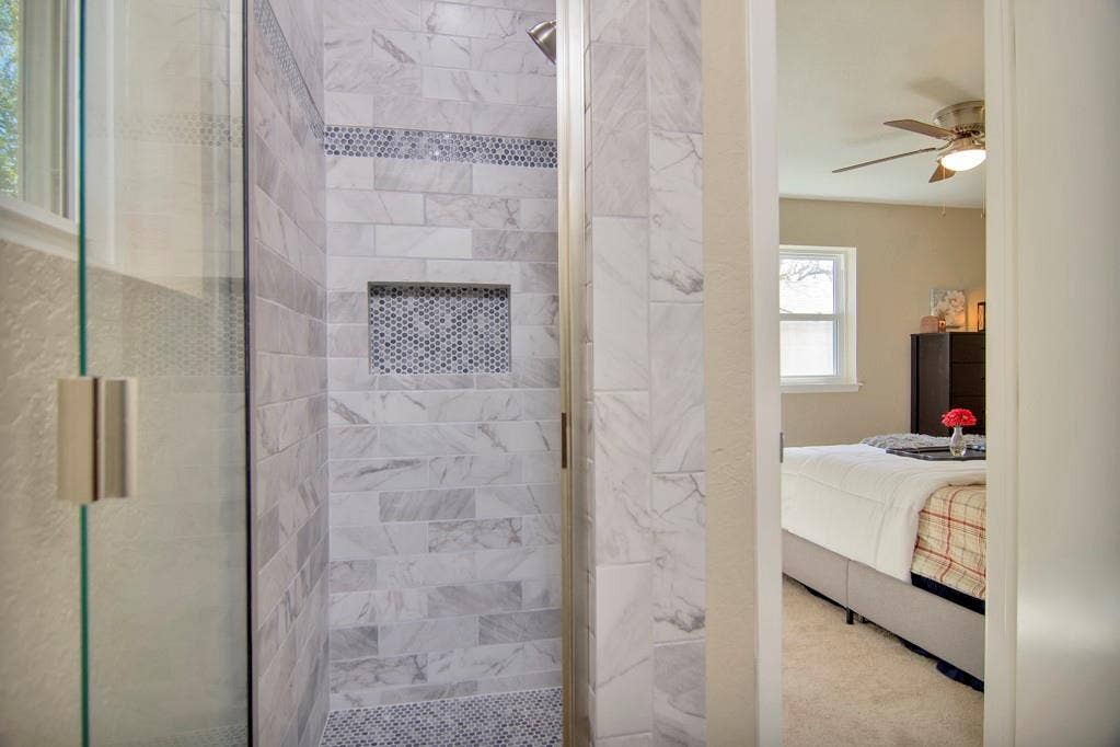 6904 Yorkston Street, Watauga, TX 76148 6904 Yorkston Street, Watauga, TX 76148
