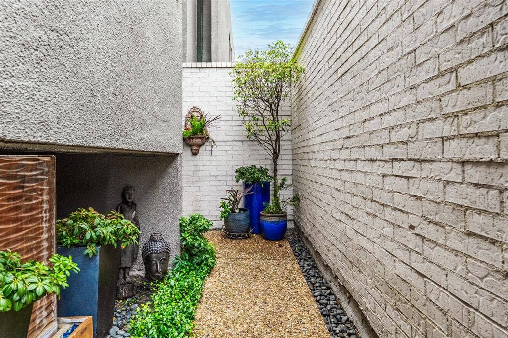3416 Douglas Avenue, Dallas, TX 75219 3416 Douglas Avenue, Dallas, TX 75219