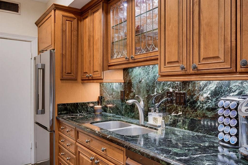 3416 Douglas Avenue, Dallas, TX 75219 3416 Douglas Avenue, Dallas, TX 75219