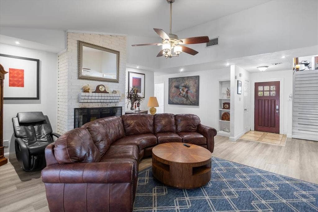1911 Wisteria Court, Flower Mound, TX 75028 1911 Wisteria Court, Flower Mound, TX 75028