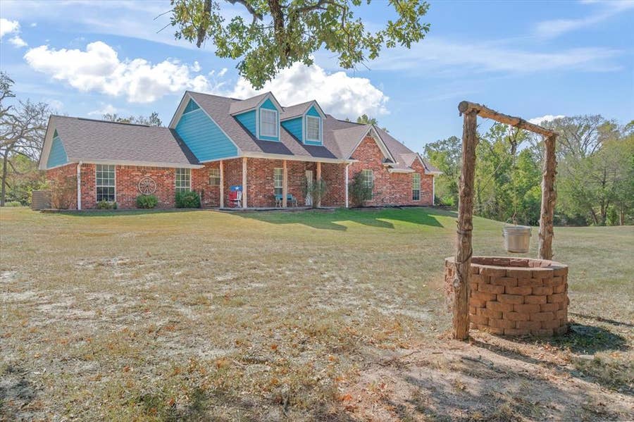 Property photo for 9217 Fm 1861, Eustace, TX