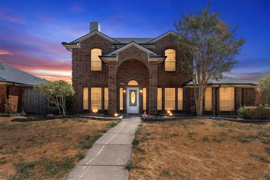 Property photo for 2324 Boardwalk Drive, Mesquite, TX