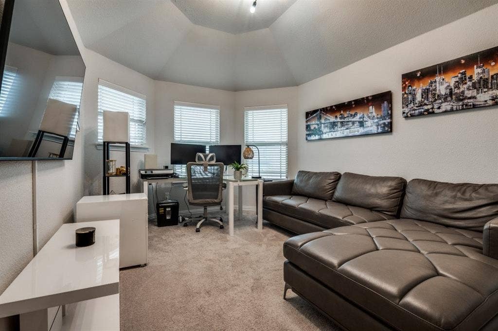 249 Noble Nest Drive, Midlothian, TX 76065 249 Noble Nest Drive, Midlothian, TX 76065