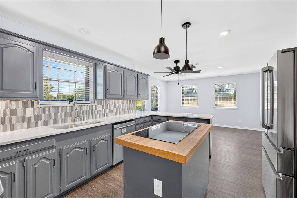 14340 County Road 550 Road, Farmersville, TX 75442 14340 County Road 550 Road, Farmersville, TX 75442