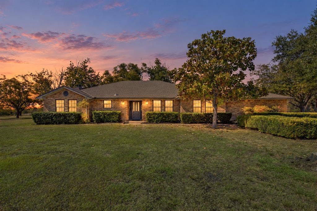14340 County Road 550 Road, Farmersville, TX 75442 14340 County Road 550 Road, Farmersville, TX 75442