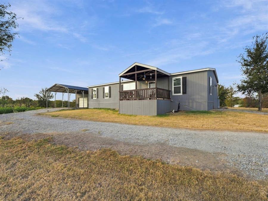 Property photo for 123 Dove Court, Runaway Bay, TX