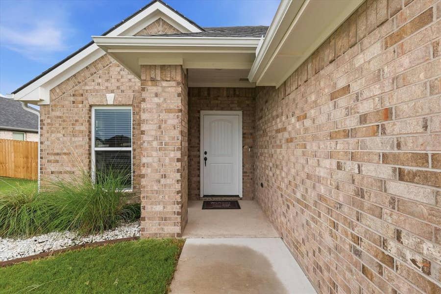 Property photo for 2120 Gabriel Drive, Sherman, TX