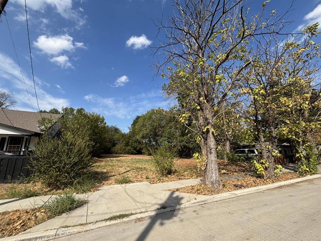 3133 Springview Avenue, Dallas, TX 75216 3133 Springview Avenue, Dallas, TX 75216
