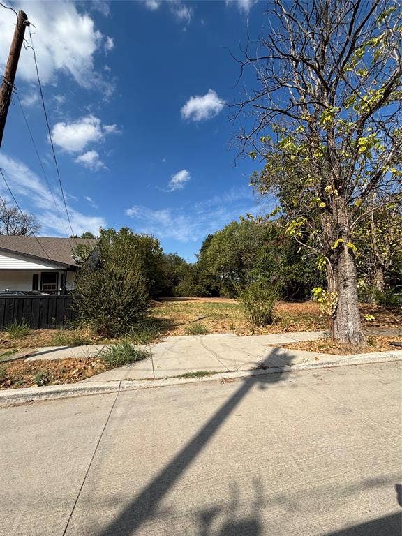 3133 Springview Avenue, Dallas, TX 75216 3133 Springview Avenue, Dallas, TX 75216