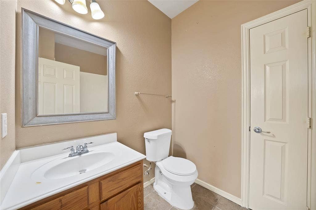 903 Fieldstone Drive, Cedar Hill, TX 75104 903 Fieldstone Drive, Cedar Hill, TX 75104