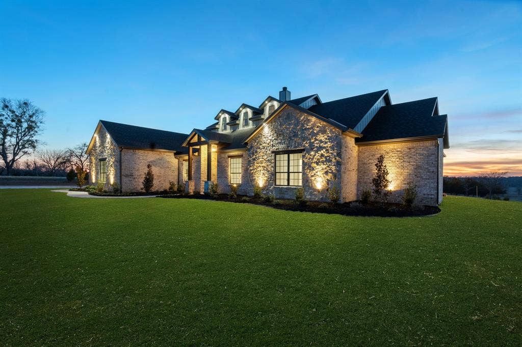 4205 County Road 570, Farmersville, TX 75442 4205 County Road 570, Farmersville, TX 75442