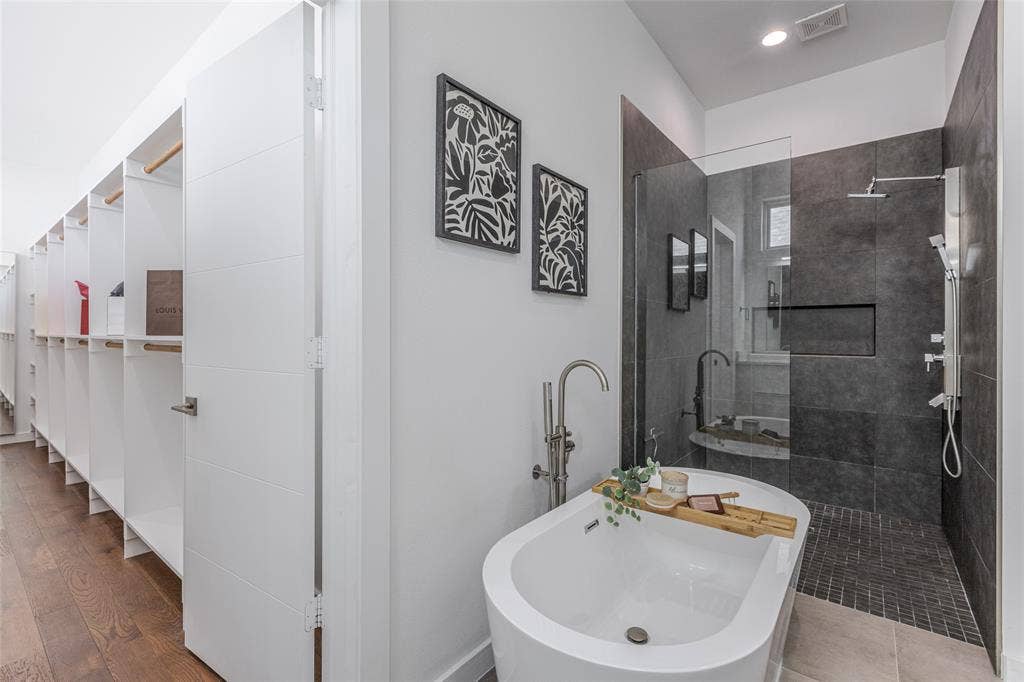 9742 Sunset Drive, Frisco, TX 75033 9742 Sunset Drive, Frisco, TX 75033