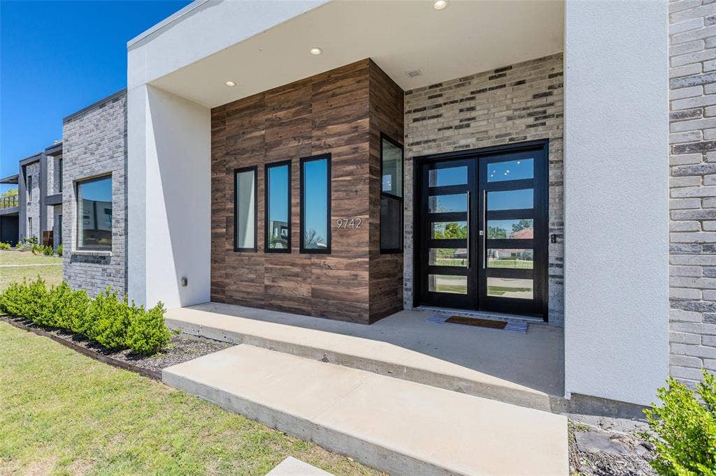 9742 Sunset Drive, Frisco, TX 75033 9742 Sunset Drive, Frisco, TX 75033