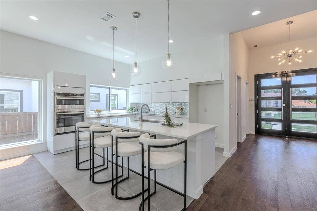 9742 Sunset Drive, Frisco, TX 75033 9742 Sunset Drive, Frisco, TX 75033