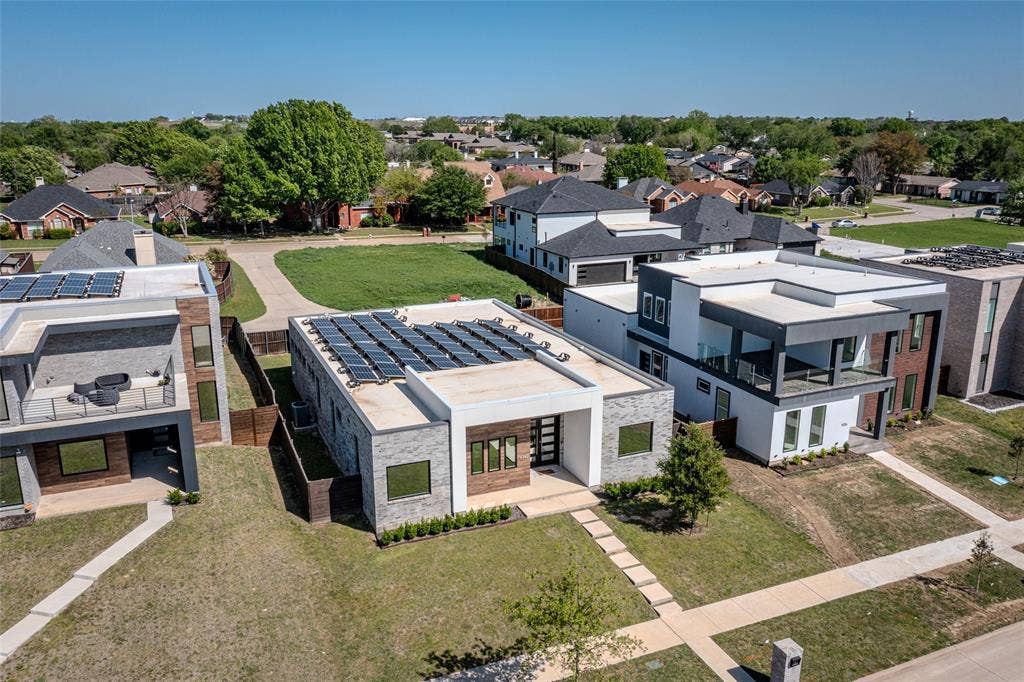 9742 Sunset Drive, Frisco, TX 75033 9742 Sunset Drive, Frisco, TX 75033