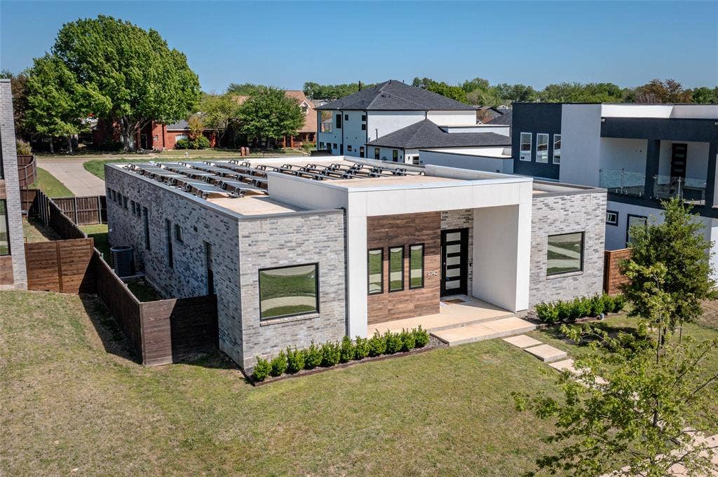 9742 Sunset Drive, Frisco, TX 75033 9742 Sunset Drive, Frisco, TX 75033