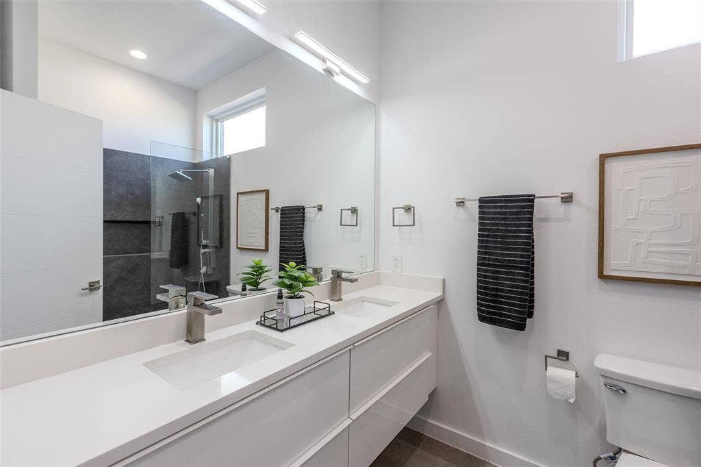9742 Sunset Drive, Frisco, TX 75033 9742 Sunset Drive, Frisco, TX 75033