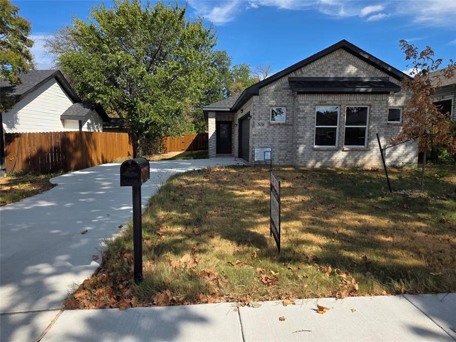 Property photo for 2638 Seevers Avenue, Dallas, TX