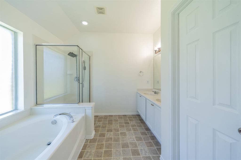 117 Shadybrook Drive, Wylie, TX 75098 117 Shadybrook Drive, Wylie, TX 75098