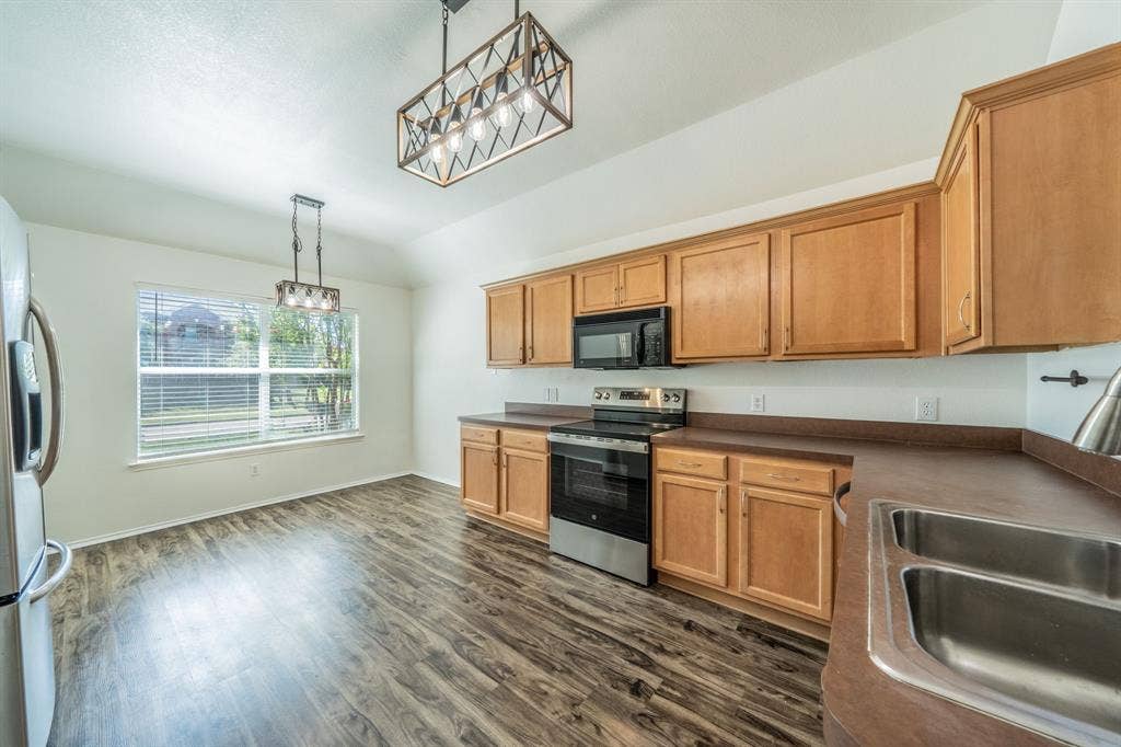 117 Shadybrook Drive, Wylie, TX 75098 117 Shadybrook Drive, Wylie, TX 75098