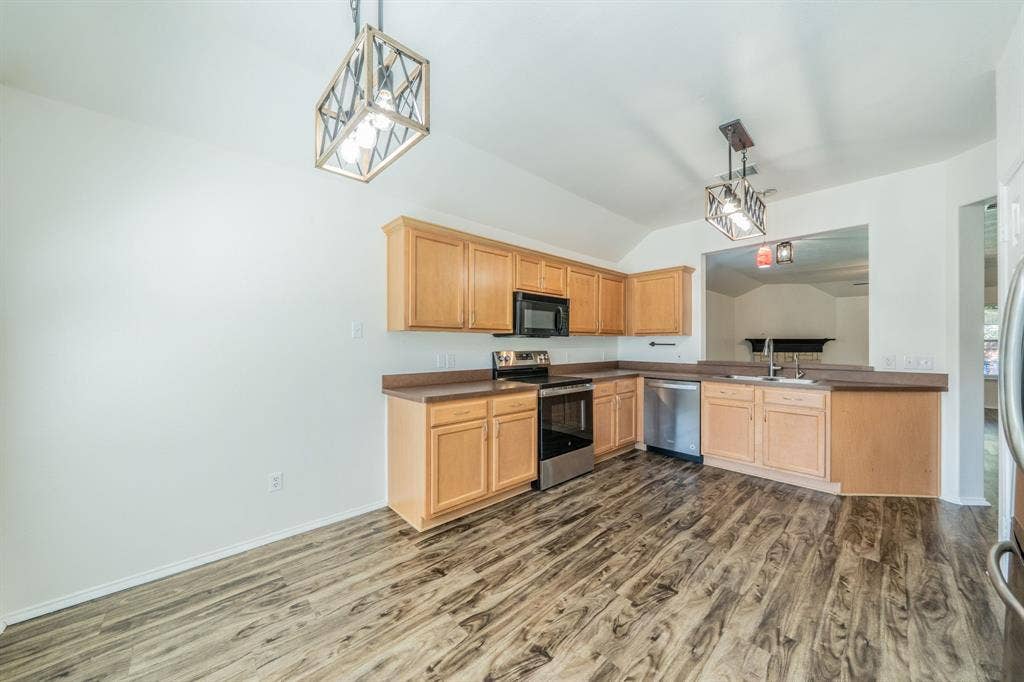 117 Shadybrook Drive, Wylie, TX 75098 117 Shadybrook Drive, Wylie, TX 75098