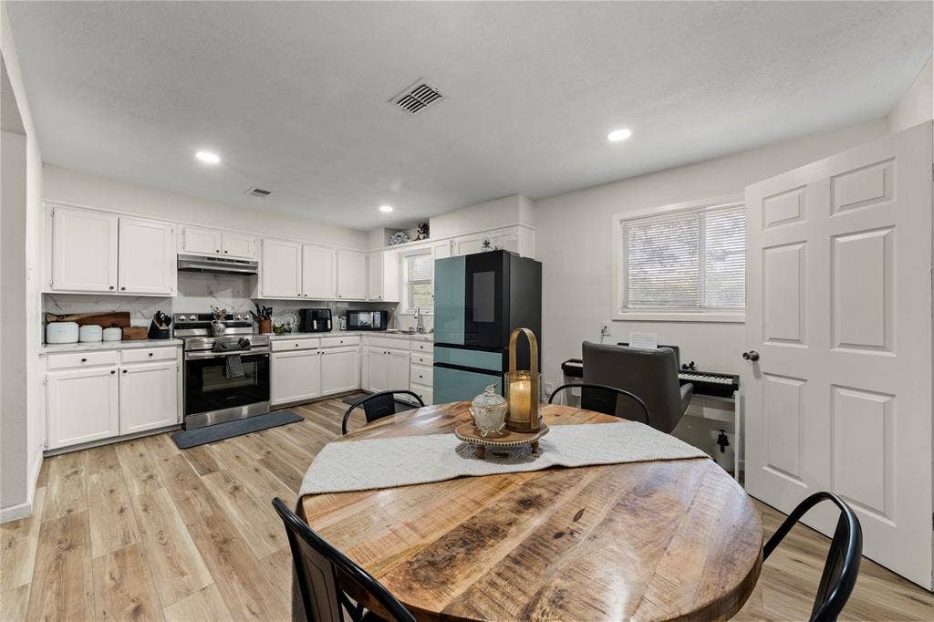 140 Shirley Drive, Lacy Lakeview, TX 76705 140 Shirley Drive, Lacy Lakeview, TX 76705
