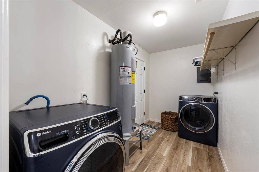 140 Shirley Drive, Lacy Lakeview, TX 76705 140 Shirley Drive, Lacy Lakeview, TX 76705