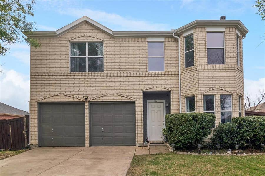 Property photo for 1507 Wavecrest Drive, Glenn Heights, TX