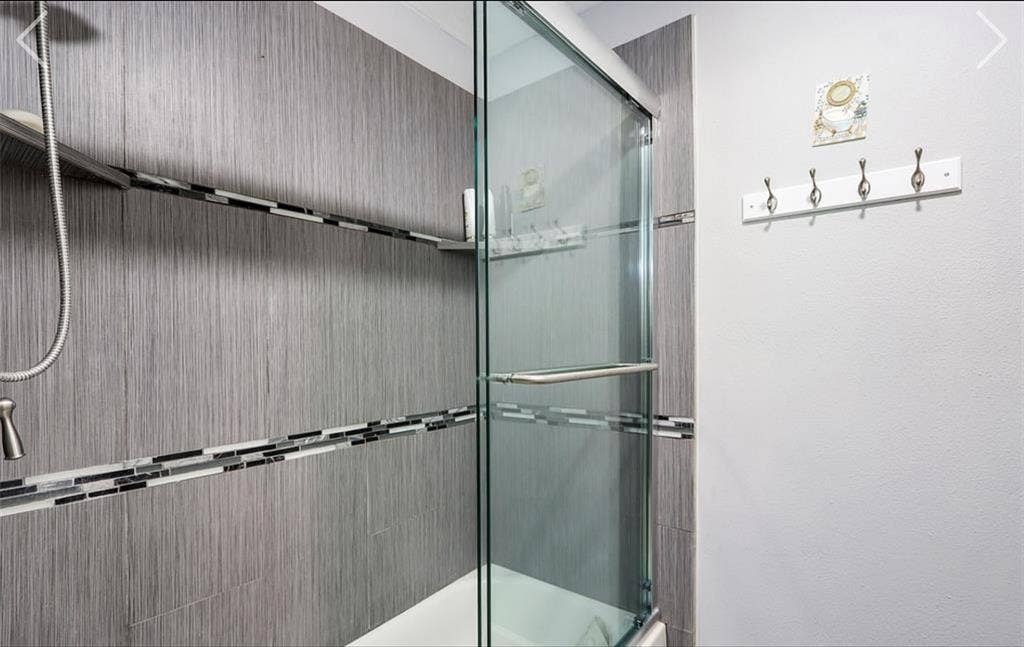 8626 Berryvine Drive, Houston, TX 77489 8626 Berryvine Drive, Houston, TX 77489