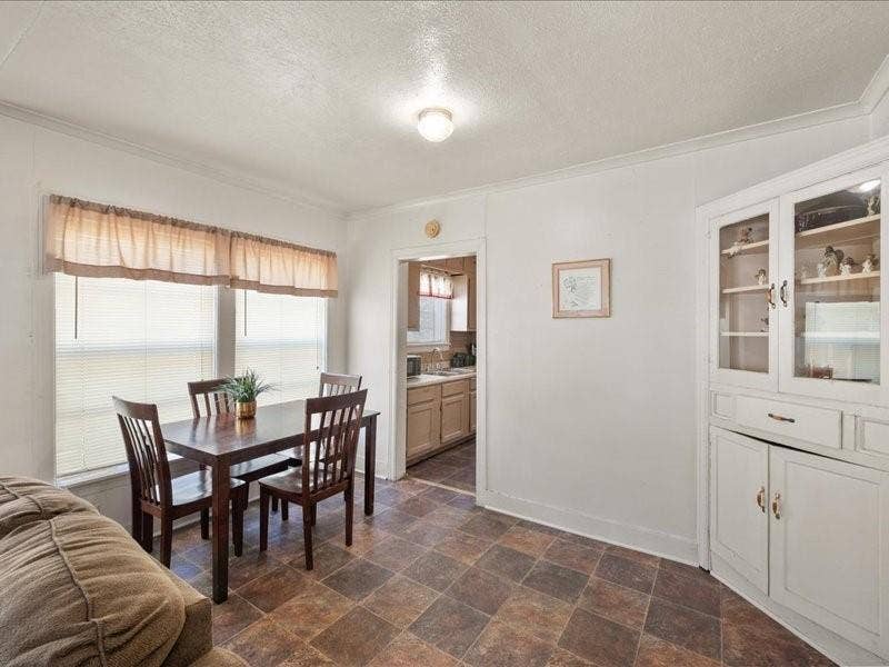 1215 N Confederate Avenue, Tyler, TX 75702 1215 N Confederate Avenue, Tyler, TX 75702