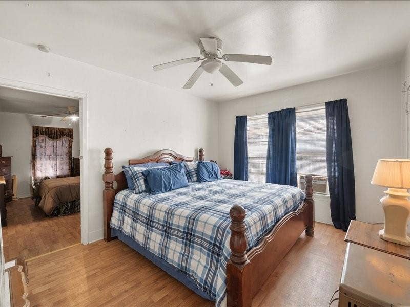 1215 N Confederate Avenue, Tyler, TX 75702 1215 N Confederate Avenue, Tyler, TX 75702