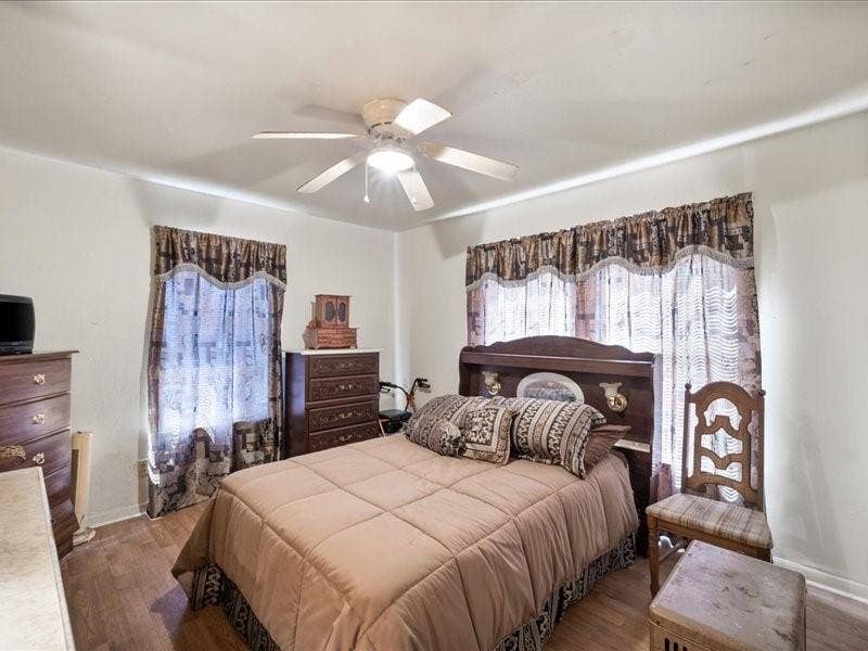 1215 N Confederate Avenue, Tyler, TX 75702 1215 N Confederate Avenue, Tyler, TX 75702