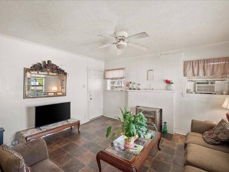 1215 N Confederate Avenue, Tyler, TX 75702 1215 N Confederate Avenue, Tyler, TX 75702