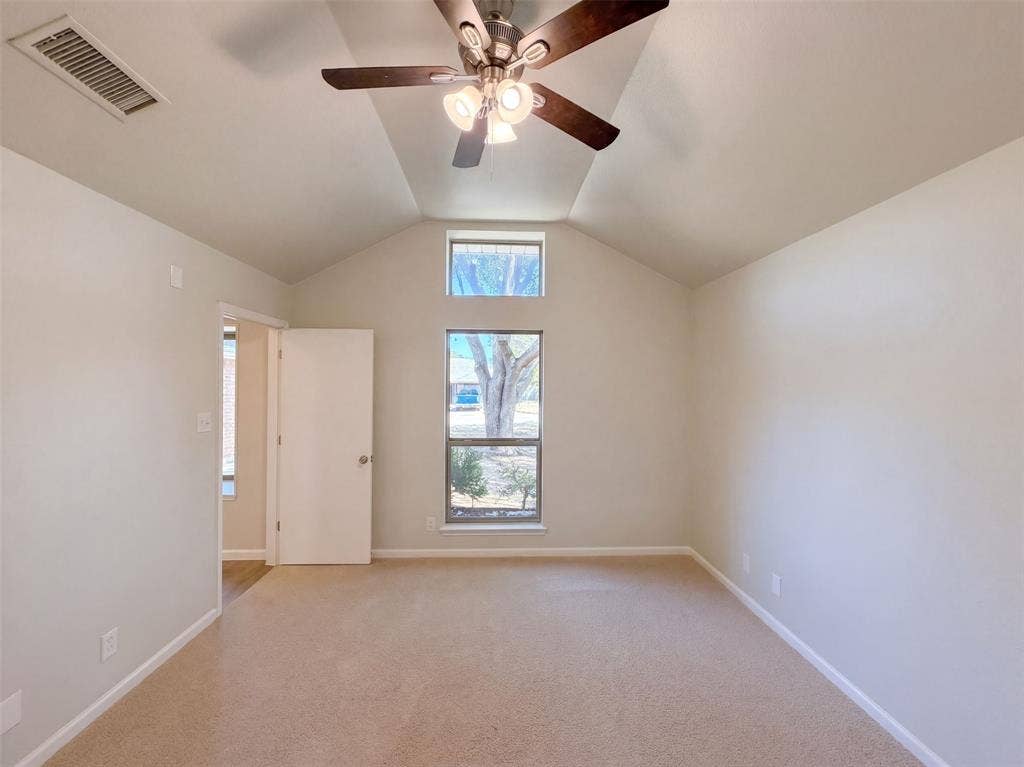 2812 Beverly Drive, Denton, TX 76209 2812 Beverly Drive, Denton, TX 76209